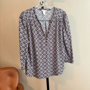 H&M Women’s 3/4 Sleeve Blouse Shirt Navy Blue‎ Pink Geometric Pattern Medium